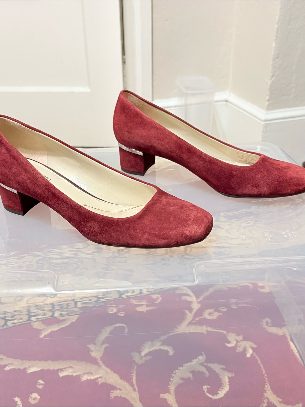 NWOT Naturalizer N5 Comfort Wanda Classic Burgundy Suede Low Heel Pump - Picture 5 of 8